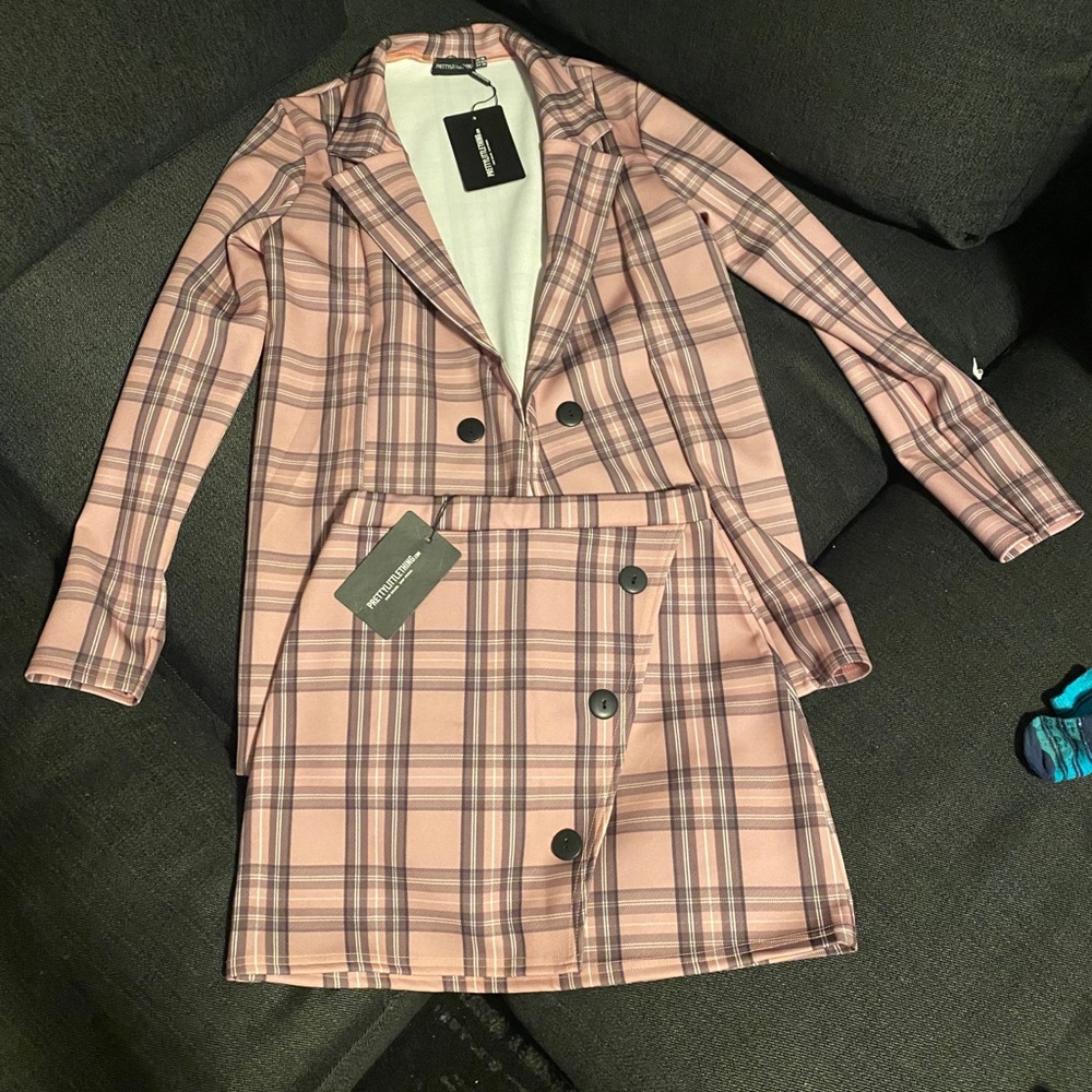 Two piece set